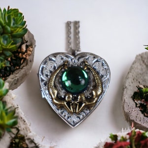 Kissing Mermaid Music Box Locket, Music Box Locket, Music Box Necklace, Mermaid Jewelry, Mermaid Music Box, Music Box Jewelry