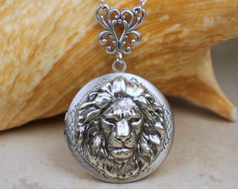 Silver Lion Photo Locket Necklace - Vintage Style Keepsake