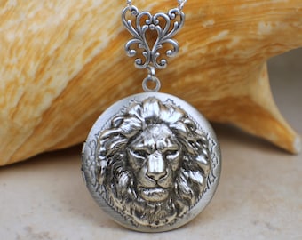 Silver Lion Locket, Small Photo Locket, Photo Locket Necklace, Picture Locket, Keepsake Photo Locket, Wedding Photo Locket