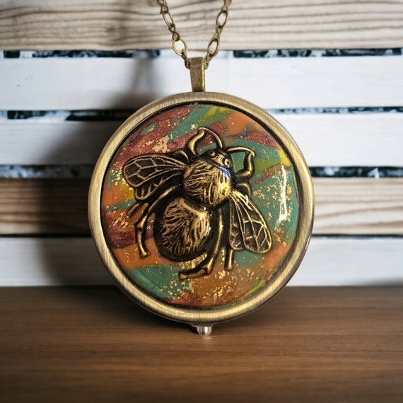 Bumblebee Music Box Locket Music Box Necklace Mini Music Box Clay Locket Gift for Her Birthday Gift for Her Bumblebee Locket Etsy UK