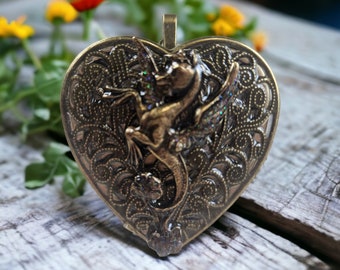 Pegasus music box locket, Heart music box pendant, Music box jewelry, Musical Photo locket, Music box necklace, Mythical Pegasus