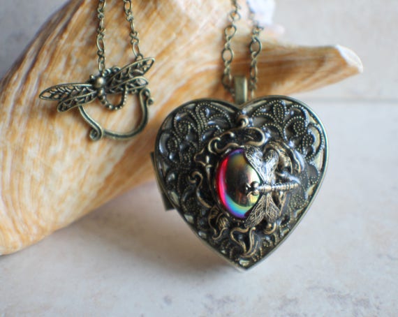 Music box locket, heart shaped locket with music box inside, in silver or  bronze for weddings. - YouTube