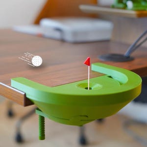 Minigolf för skrivbordet - 3D-utskrivet antistressspel, kontorsinredning, golfpresent till honom, kollega, pappa, fars dag