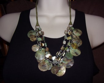 vintage shell bead necklace for craft, repurpose D4