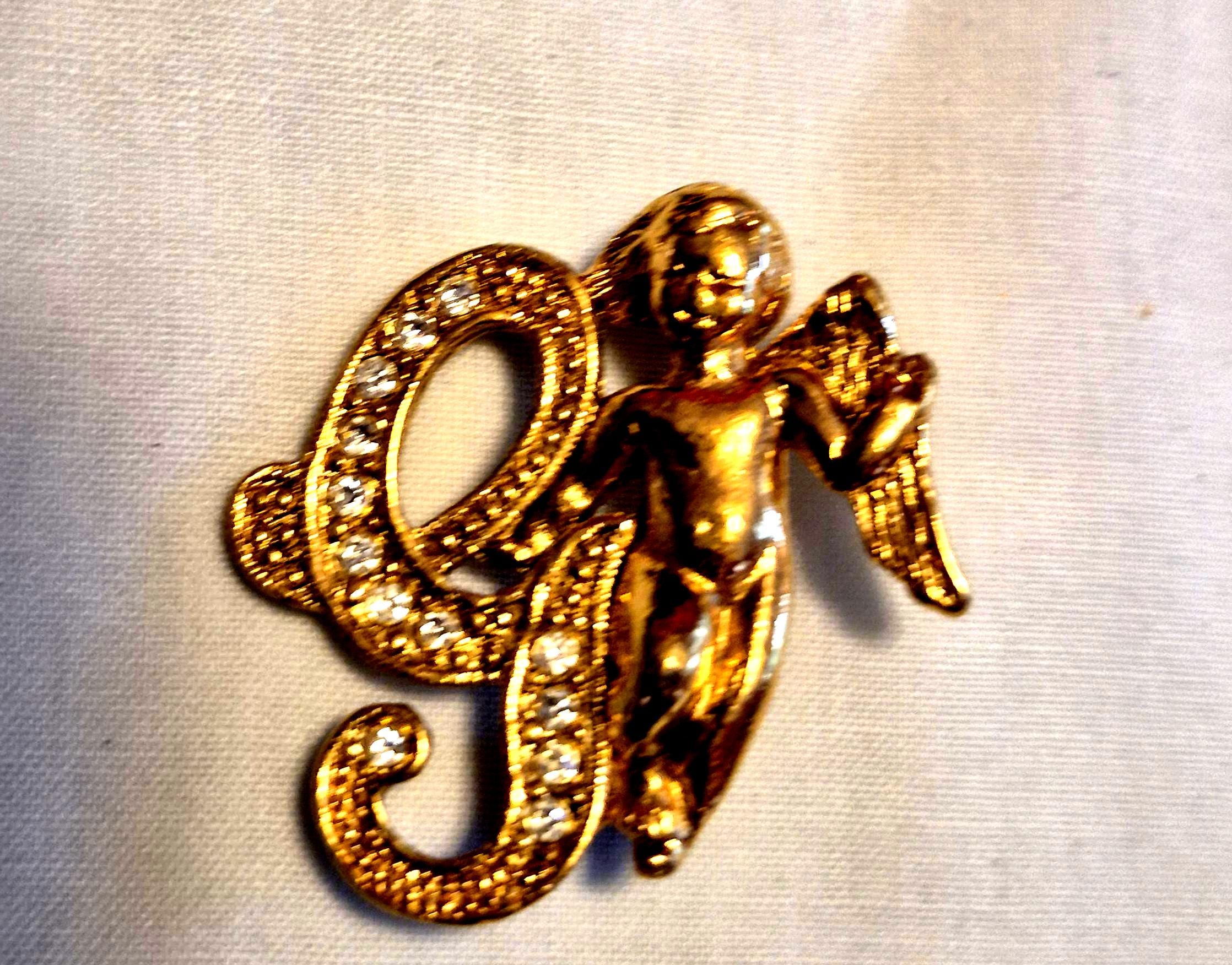 * vintage brooch ୨୧ *✵ ヴィンテージ ブローチ (f) CHANEL 1996 Gripoix Camellia Flower Green Pink Glass Pendant