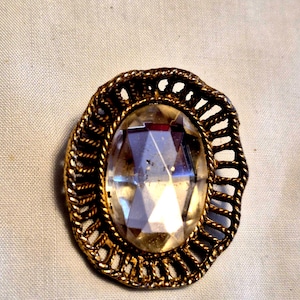 vintage gold tone rhinestone brooch