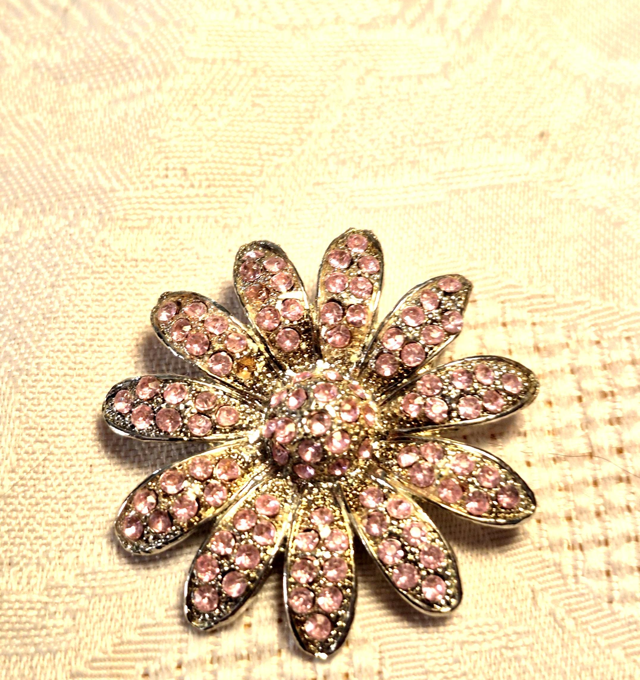Vintage Brooches - Etsy