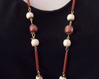 vintage 30" wood bead necklace E8