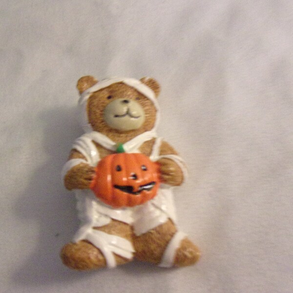 vintage Halloween bear brooch