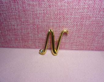 vintage Monet gold tone initial N brooch