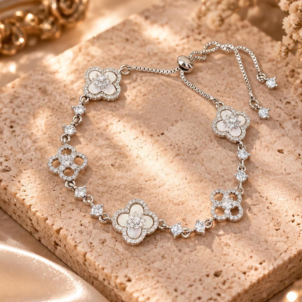GUCCI フラワー ブレスレット Gucci flower bracelet - Etsy 日本