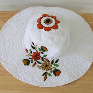 Floppy Fall Hat - Embroidered Flowers in Autumn Colors - Women Size Small/Medium - Fun for Cool Weather Days - Sun Protection