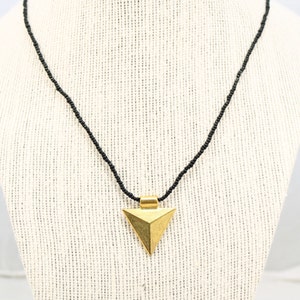 arrowhead charm necklace - black, beaded necklace, beaded charm necklace, charm necklace, arrowhead necklace, arrowhead charm, brass charm