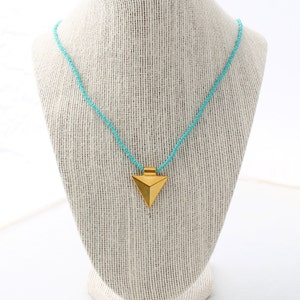 arrowhead charm necklace - turquoise, arrowhead necklace, arrowhead charm, charm necklace, brass charm, turquoise necklace, beaded necklace