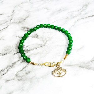 Beaded bracelet, green stone bracelet, beaded gemstone bracelet, gemstone bracelet, lotus charm, charm bracelet, yoga bracelet, lotus