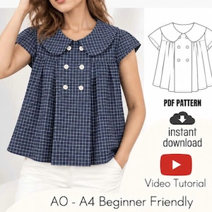 Puede incluir: Una blusa azul marino con patrón de cuadrícula blanca, cuello redondo, mangas cortas y frente de doble botonadura con seis botones. La imagen incluye un dibujo lineal, texto que dice PDF PATTERN, instant download y Video Tutorial.