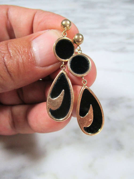 Large pair vintage solid 14K yellow gold black ony