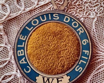 Antique French Fil au Louis D'or Advertising Pin Cushion-Exquisite Sewing Haberdashery Publicity Publicité Collectable