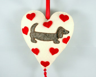 Valentine heart dachshund