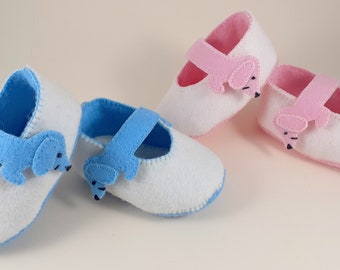 Felt baby shoes 'Dachshund', Blue/white Pink/white, babyshower