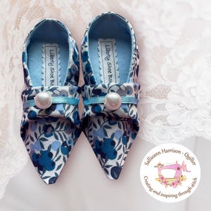Liberty Shoe Box Quilt - PDF Sewing Pattern (with free bonus pincushion pattern)