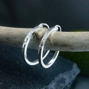 Gehämmerte Creolen aus 925er Sterlingsilber für Damen
