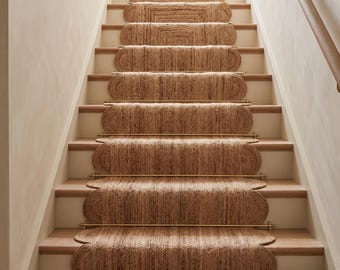 Handwoven Jute Runner Rug, Natural Scalloped edge, Boho Rustic halway and Farmhouse Rug, Long Jute Floor Runner for Entryway