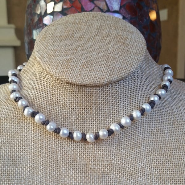 Freshwater Knotted Leather Pearl Beaded Choker, Pearl Necklace, Beach Jewelry, Beaded Choker, Pearl Choker, beach wedding jewelry