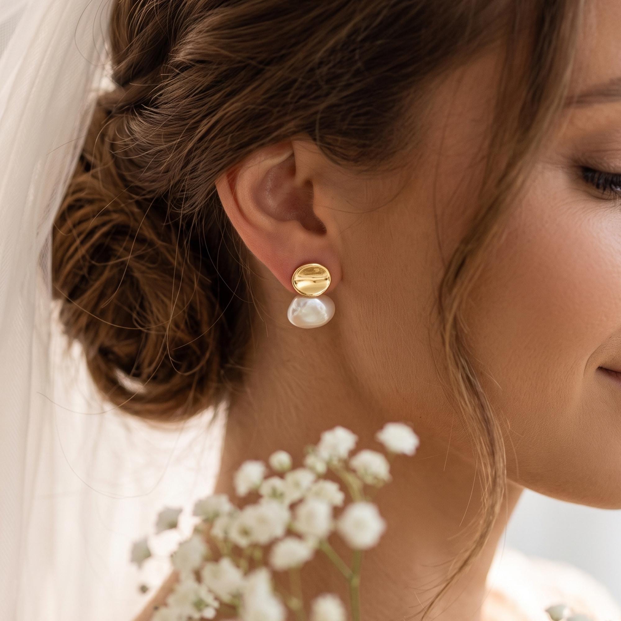earrings with golden dress Gold for Formal how to style a gold dress