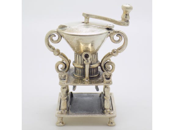 Sterling Silver 925 Coffee Grinder Sculpture, Medusa Oro Arezzo, 1970s/80s Miniature Vintage Collectible, Italian Silversmithing