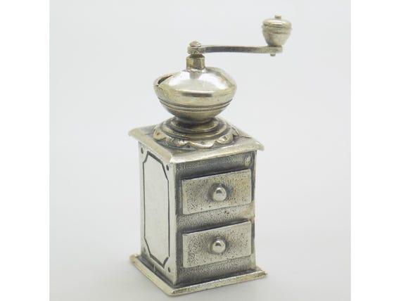 Vintage 1970s/1980s Solid Silver Coffee and Pepper Mill by Raspini Arezzo, Italy. Features a rotating crank. Handmade. Miniature, suitable for a dollhouse.