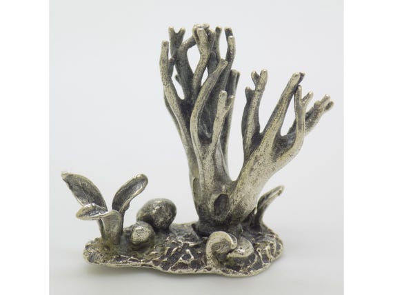 Coral Figurine with Seabed in Solid 800 Silver, Handmade in Italy, Vintage Collectible Marine Miniature Sculpture