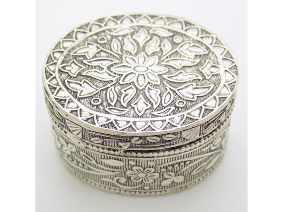 Tall Oval Pill Box in Solid 800 Silver, Handmade in Italy, Snuffbox, Decorative Secret Box, Vintage Collection