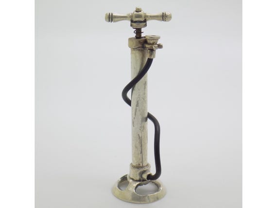 Miniature Bicycle Pump in Solid 800 Silver, Raspini Arezzo, Italy. Spring Mechanism, Rubber Hose. Vintage 1970s/1980s. Handmade. 13g