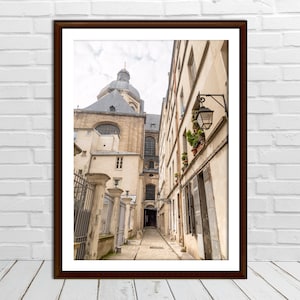 Paris Photography Digital Print, Paris Wall Art, Romantic street in Paris, France Print, Printable Photography, French Architecture