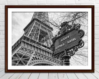 Black and White Eiffel Tower Print, Paris Photography (Digital Download)