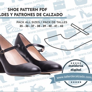 Puede incluir: Un patrón de zapato de cuero negro en PDF para hacer zapatos. El patrón incluye las tallas 35-42. La imagen también muestra un par de zapatos de cuero negro con un tacón grueso y una correa sobre el empeine. El texto en la imagen dice "Shoe Pattern PDF Moldes y Patrones de Calzado Pack All Sizes / Pack de Talles 35-36-37-38-39-40-41-42 www.tallerdecalzado.com.ar"