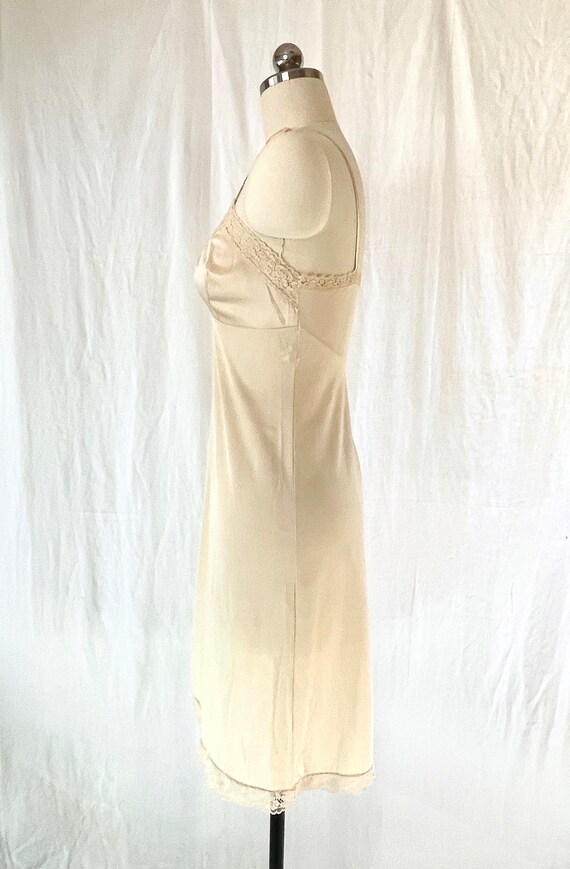 Vintage Full Slip by Vanity Fair Satin and Lace A… Gem