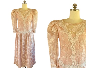 Vintage 80s Lace Dress Dusty Pink by Cachet- Sheer Sleeves - Wedding Medium 1980s [03]