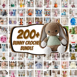 Könnte beinhalten: Eine Sammlung von über 200 Häkelanleitungen für Hasen in einem Rasterformat. Die zentrale Grafik zeigt einen braun-minzgrünen Häkelhasen mit langen Ohren und weißen Bommelfüßen, begleitet von dem Text 200+ BUNNY CROCHET BUNDLE.