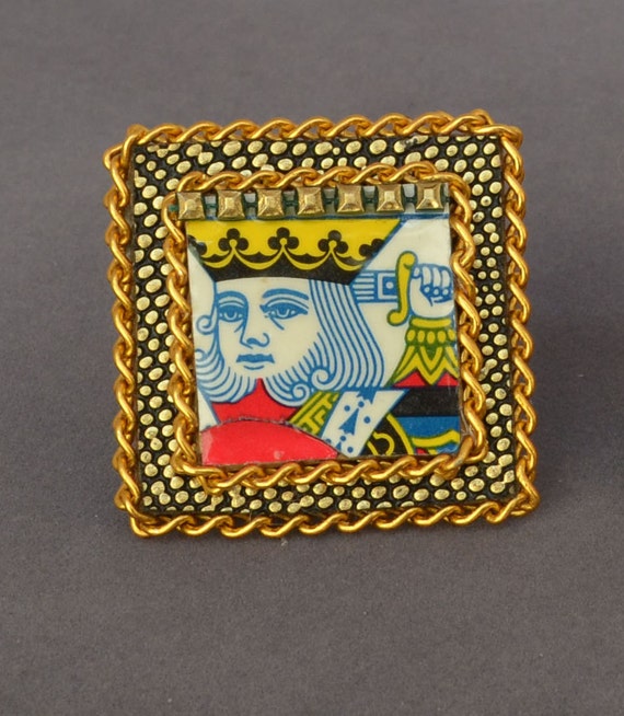 Unique Vintage Earrings King and Queen 1960 Clip