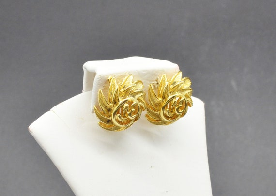 Signed Vintage DAVID LISNER Gold Earrings Clips - image 2