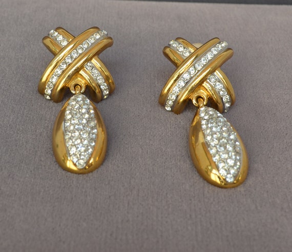 Fabulous Vintage ESSEX Clip On Earrings Rhineston