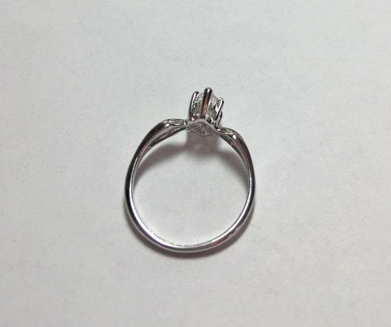 Sterling Silver Ring wi Beautifully Marquise Cut … - image 4