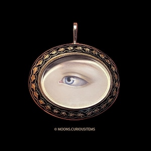 Hand Painted Lover&#39;s Eye -Wonderful Antique  14K Gold Locket- Gold & Black Enamel Leaf Designs