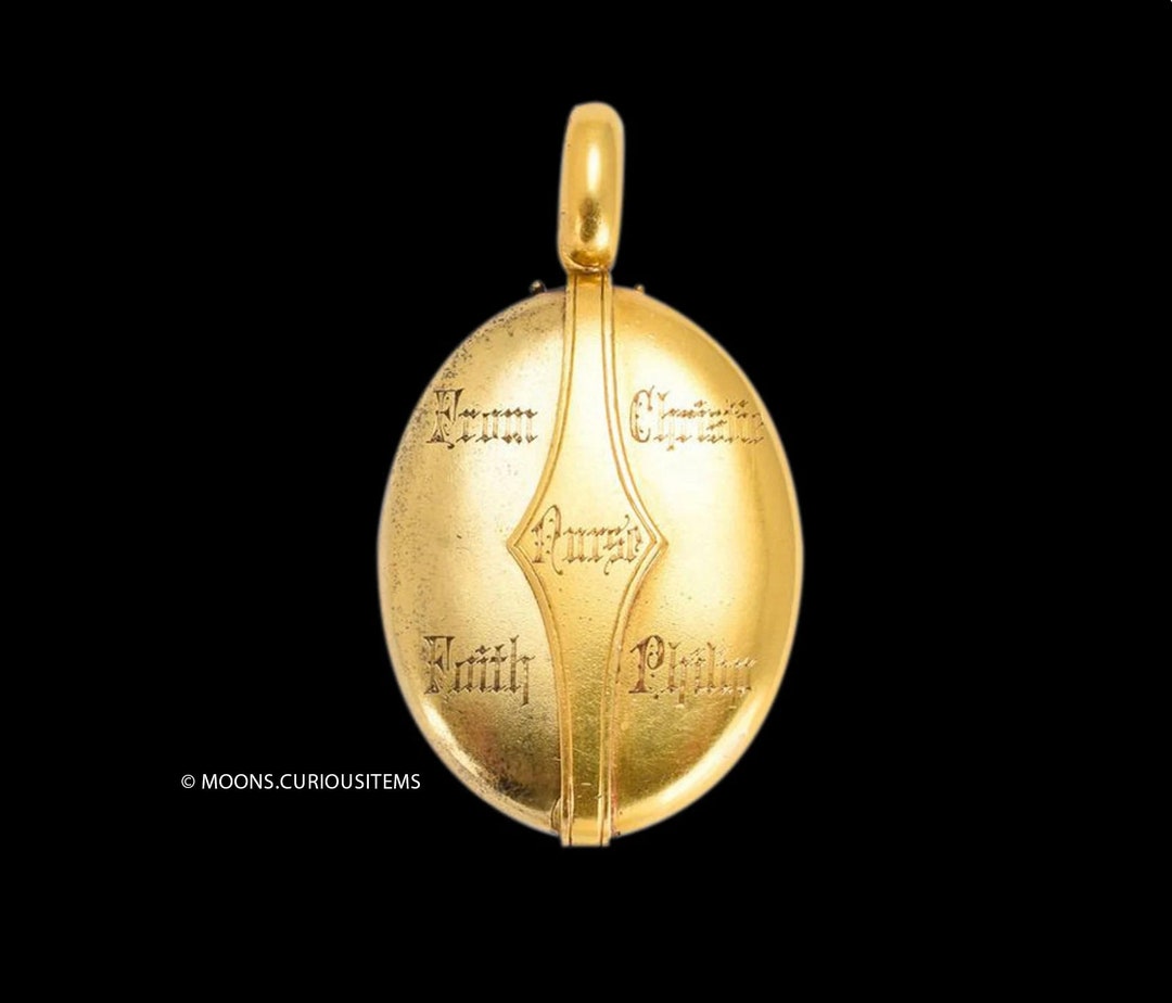 Antique 18K Gold Locket-sentimental Picture Locket W Interesting Family ...