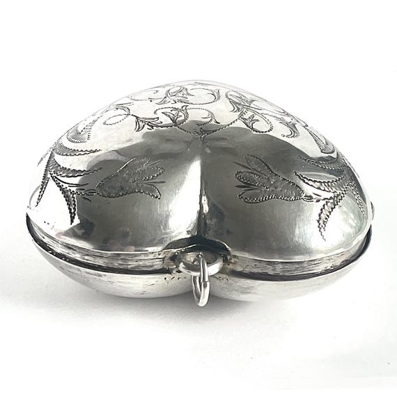 Antique French Heart Ex Voto, Solid Silver Opening Sacred Heart With Beautiful Engravings & Monogram View 4