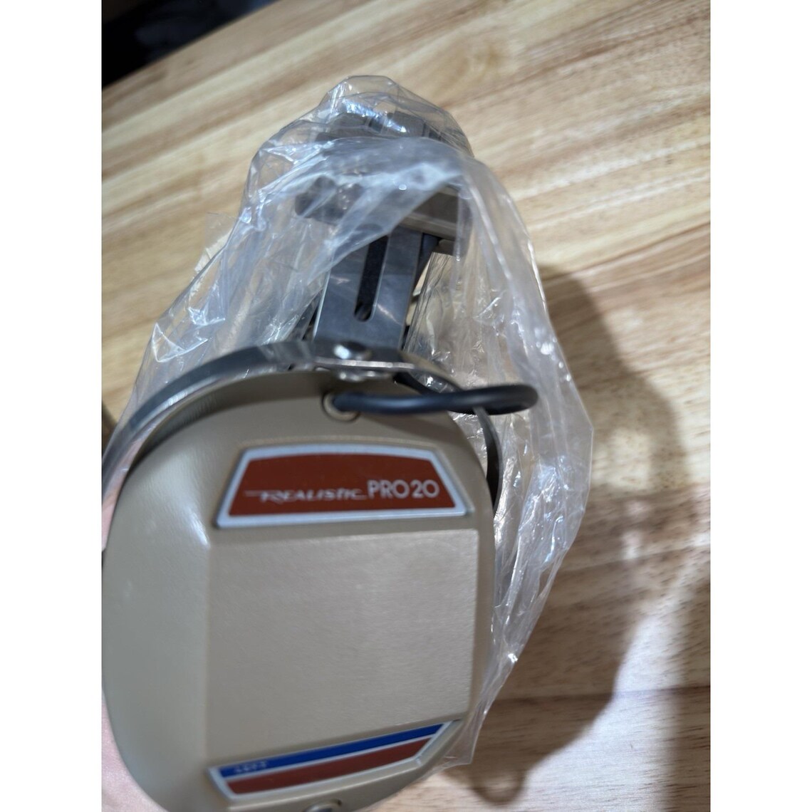 Vintage Realistic Pro-20 Classic Studio Headphones Still in Original Packaging, foto 4 di 4