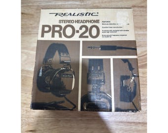 Vintage Realistic Pro-20 Classic Studio Headphones Still in Original Packaging