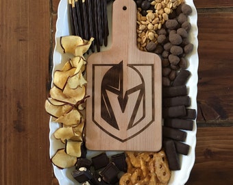 Custom cutting board, wedding gift, fast shipping, house warming gift, realtor gift, cutting board, engraved cutting board